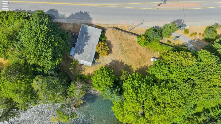 Property Photo: 160 Cowichan Lake Rd BC V0R 2G0