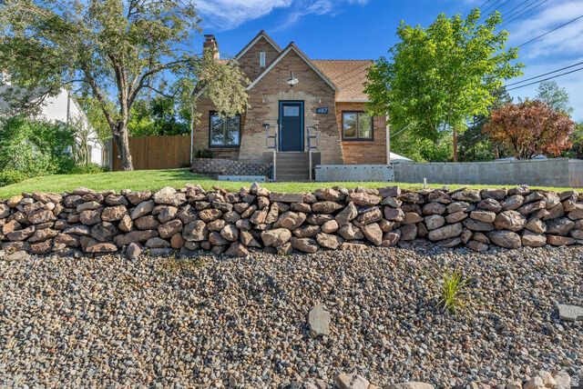 Property Photo: 487 E Ninth Ave UT 84103