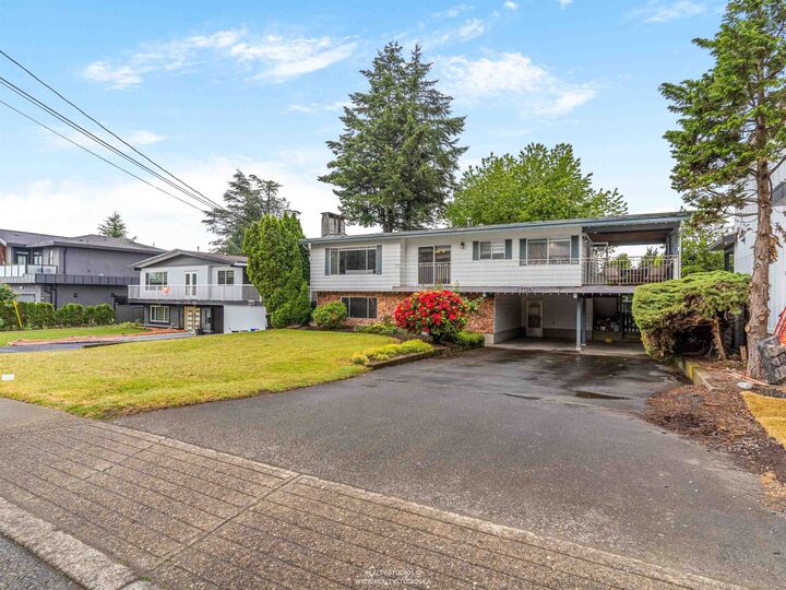 Property Photo: 7735 112 Street BC V4C 4V9