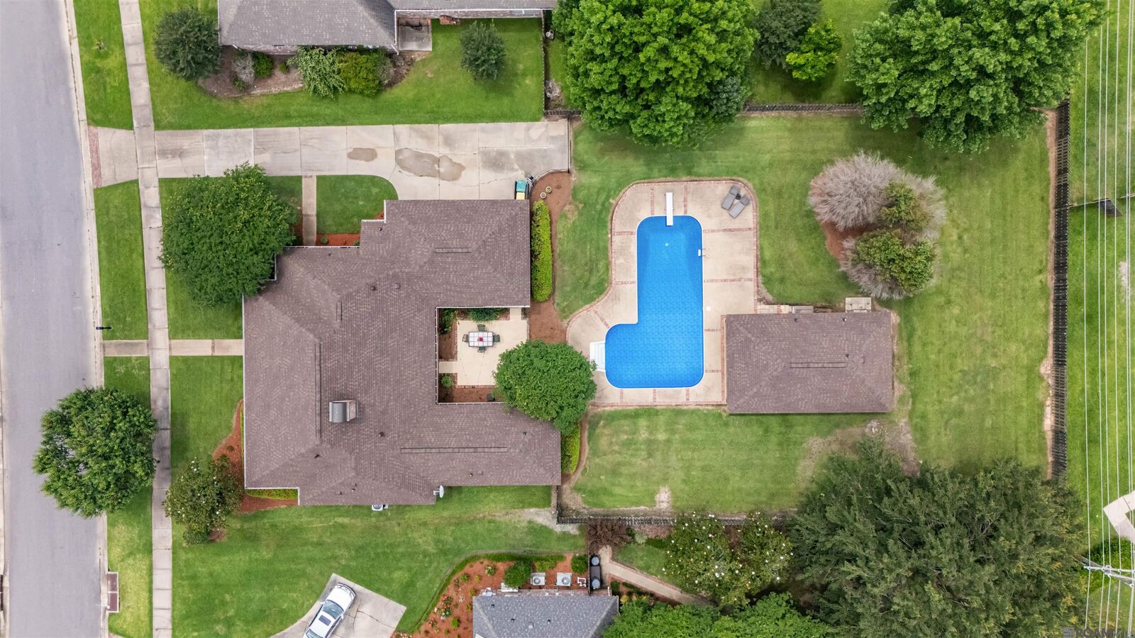 Property Photo:  2391 St Andrews Ave  LA 70791 