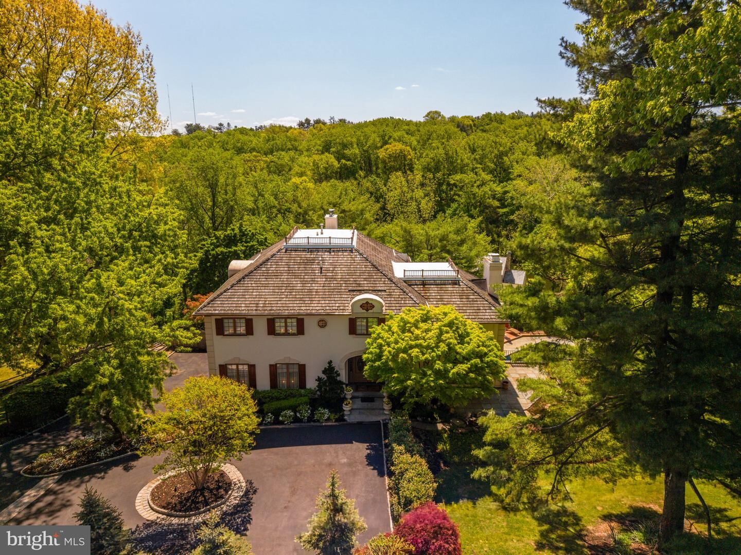 Property Photo:  1533 Briar Hill Road  PA 19035 
