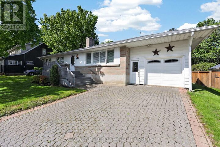 Property Photo:  94 Queen Street South  ON L0G 1W0 