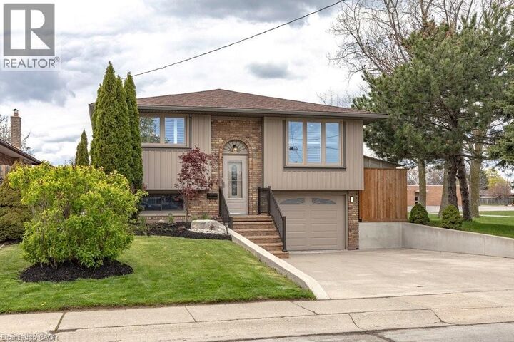 Photo de la propriété: 116 Highridge Avenue ON L8E 3Y9