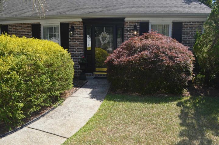 Property Photo:  622 Bluebird Ln.  SC 29576 