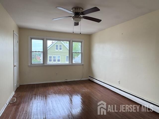 Property Photo:  760 Mary Street B  NJ 08861 