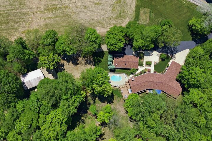Property Photo:  1833 E Hanley Road  OH 44843 