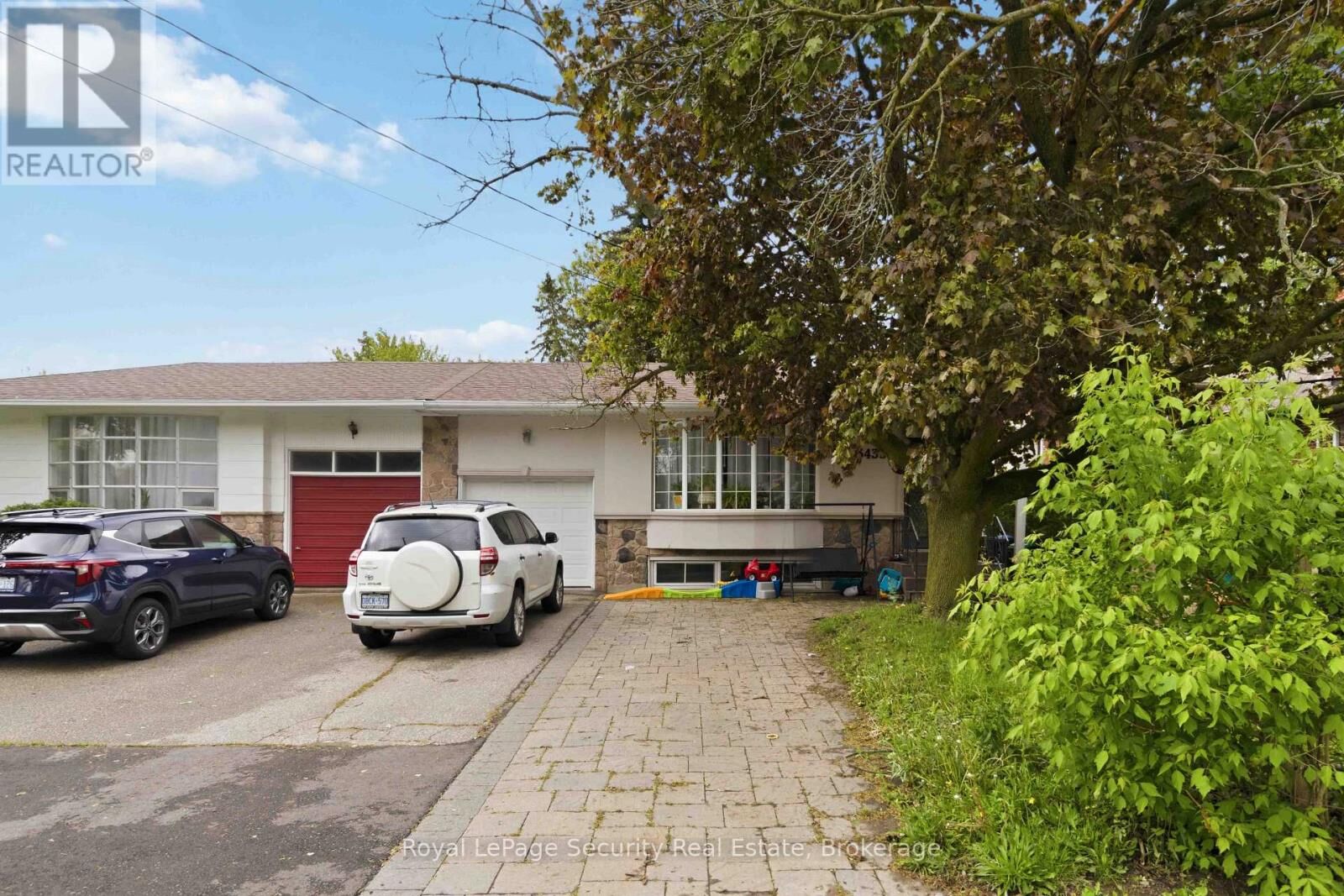 Property Photo: 3438 The Credit Woodlands Road ON L9S 1Z6