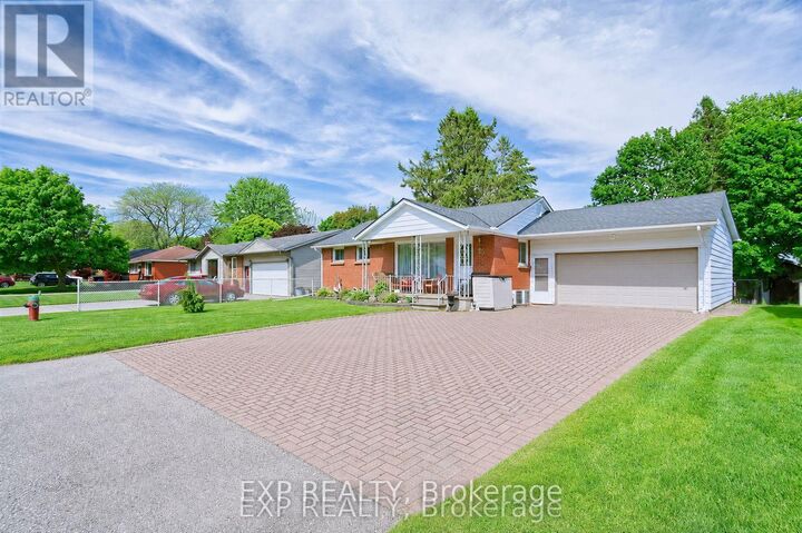 Property Photo: 85 Treelawn Avenue ON N5H 2J7