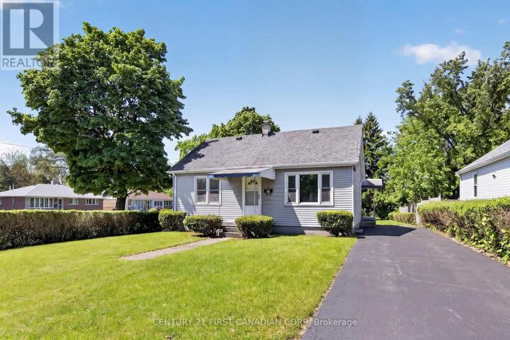 Property Photo:  261 Short Avenue  ON N5W 1W3 