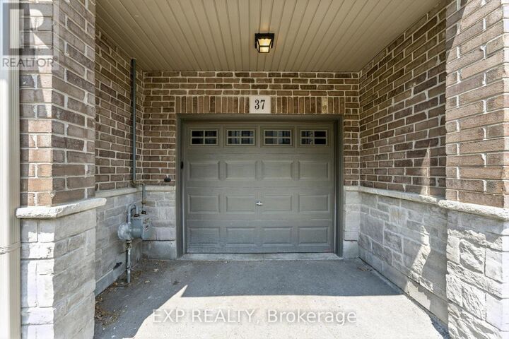 Property Photo:  377 Glancaster Road Unit 37  ON L9G 0G4 