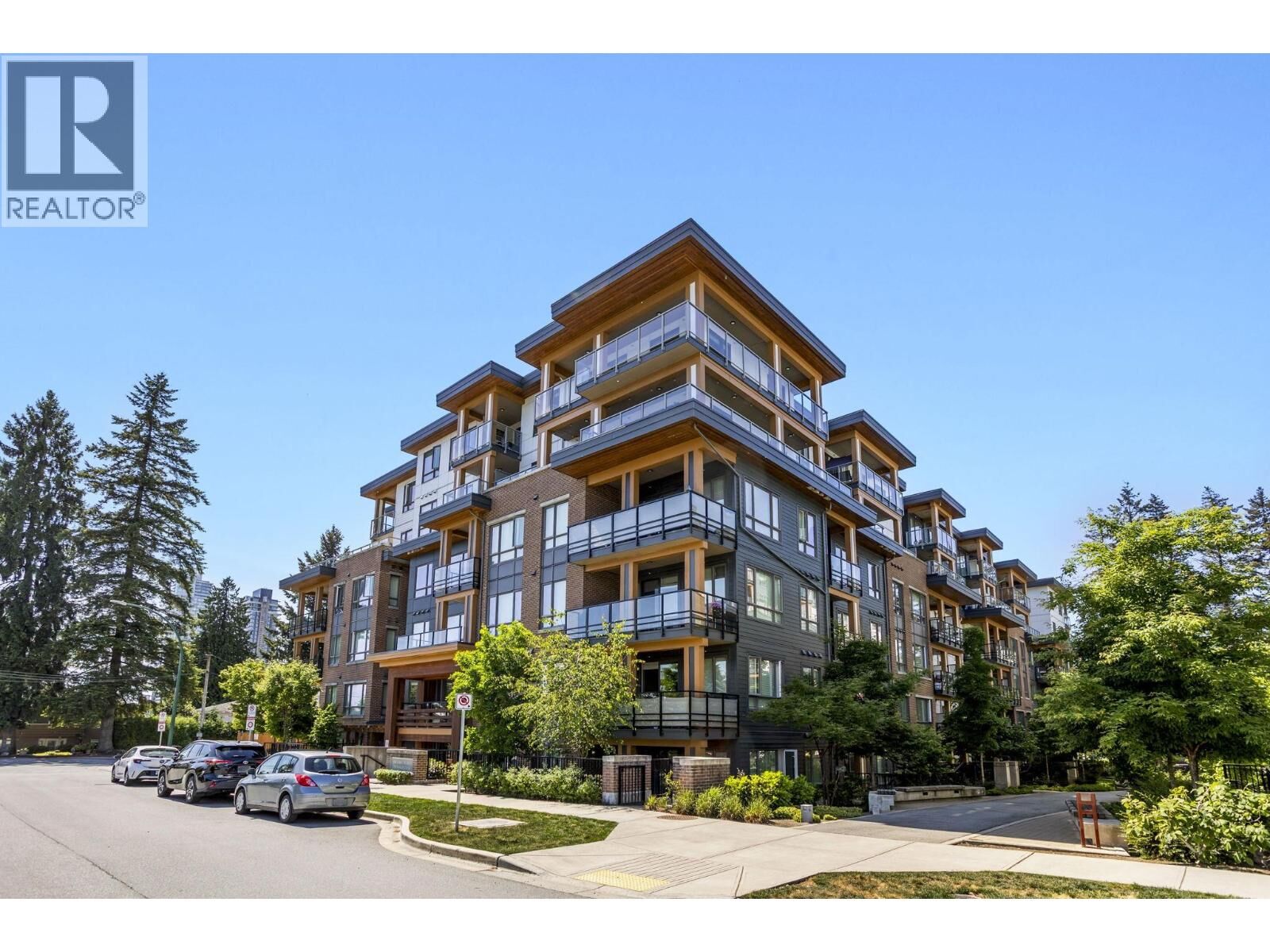 Property Photo: 721 Anskar Court 613 BC V3J 0L4