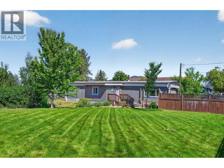 Property Photo: 1299 Pinegrove Road BC V2C 6V6