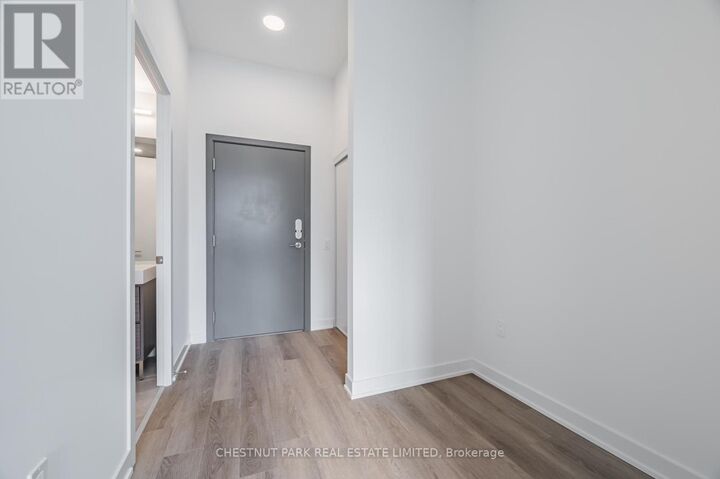 Property Photo:  9 Tecumseth Street 107  ON M5V 0S5 