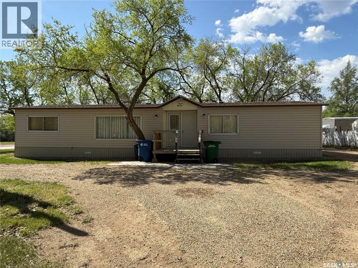 Property Photo: G1 1455 9th Avenue NE SK S6J 1C6