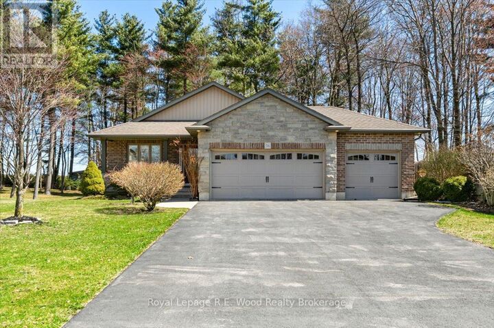 Property Photo: 56 Wintergreen Crescent ON N4B 2W5