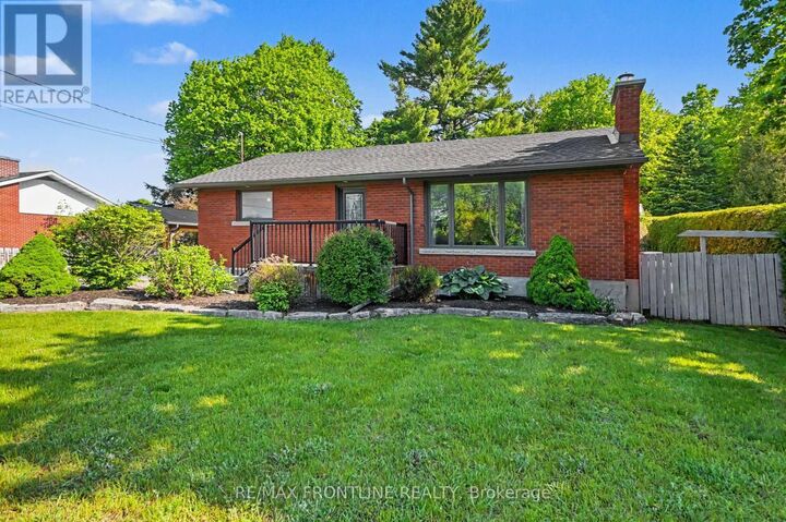 Property Photo:  2436 Rideau Ferry Road  ON K7H 0G7 