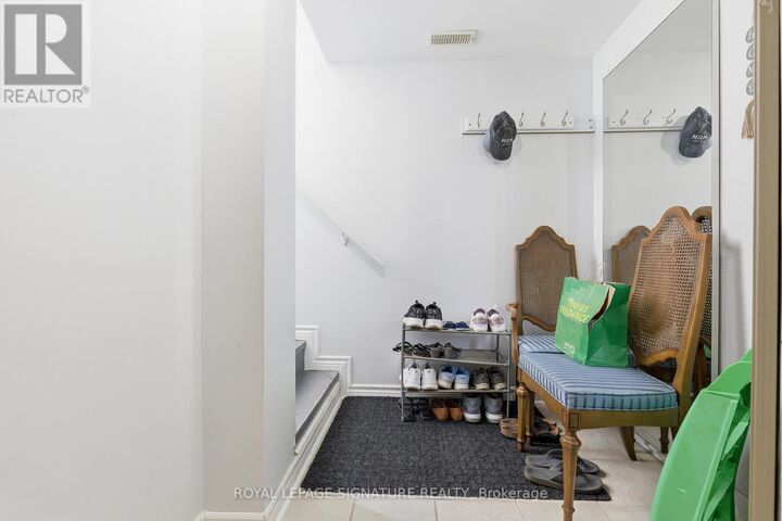 Property Photo:  3179 Polo Place Bsmt  ON L5M 6K9 