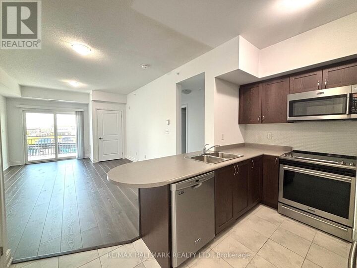 Property Photo:  295 Cundles Road East 107  ON L4M 0K8 