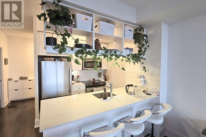 Property Photo: 15 Viking Lane 1910 ON M9B 0A4