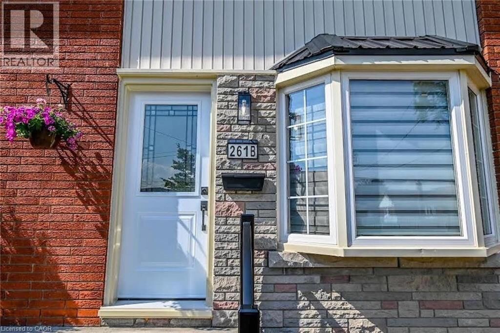 Property Photo:  261 Scott Street B  ON L2N 1H9 