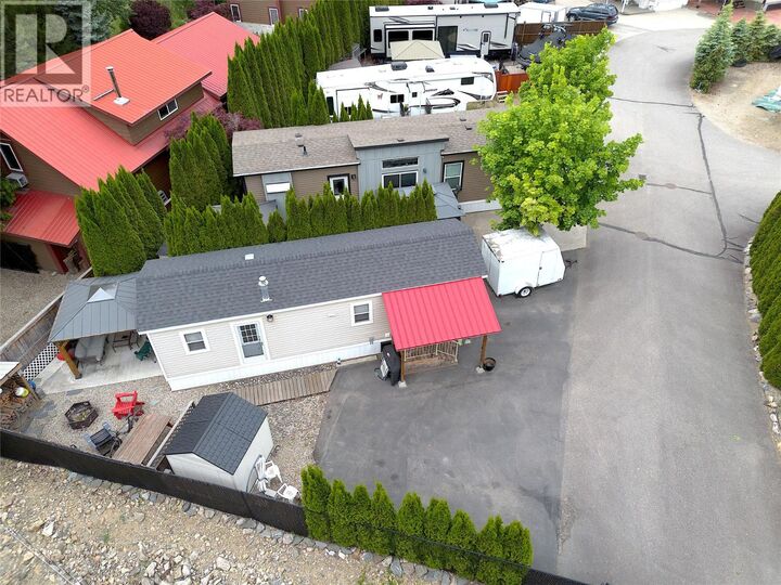 Property Photo: 1383 Silver Sands Road 7 BC V0E 2V4