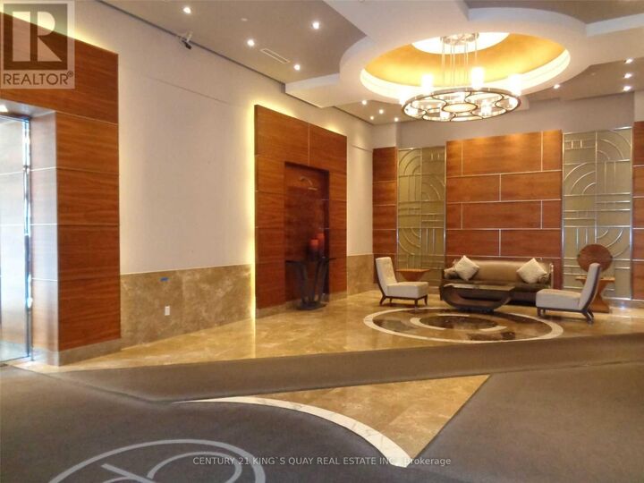 Property Photo:  763 Bay Street 2714  ON M5G 2R3 