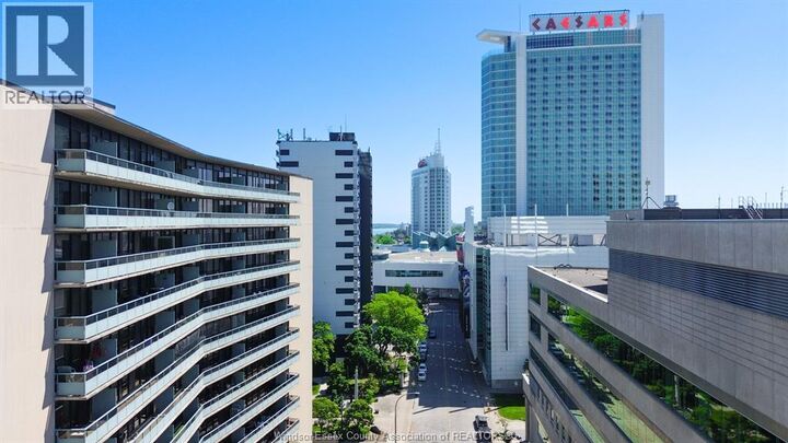 Property Photo:  111 Riverside Drive East 1116  ON N9A 2S6 
