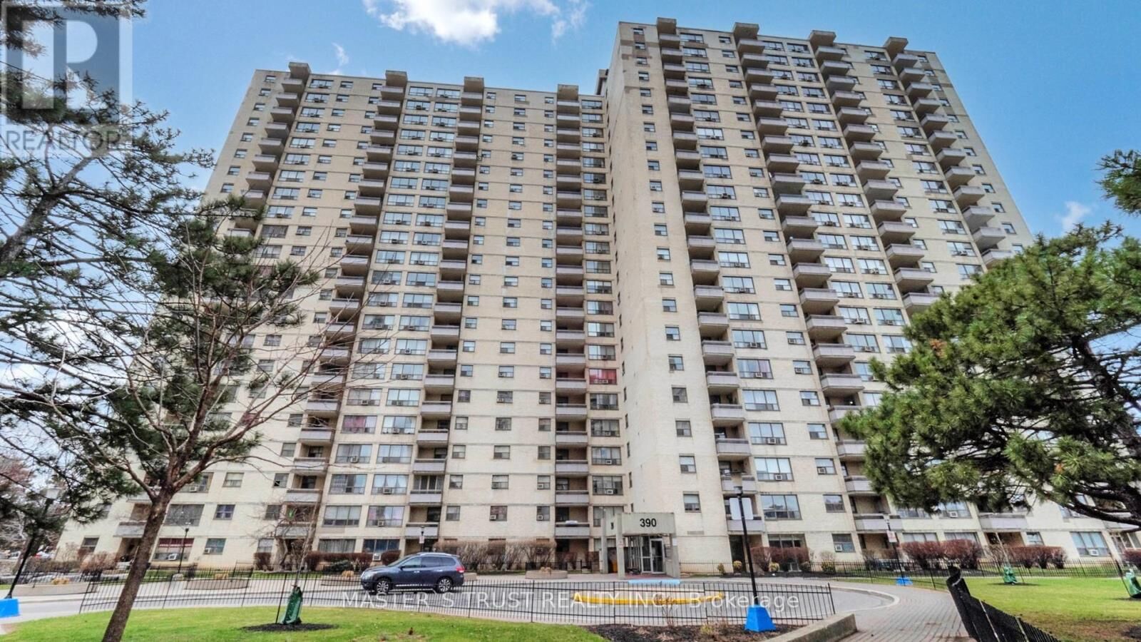 Property Photo:  390 Dixon Road 1906  ON M9R 1T4 