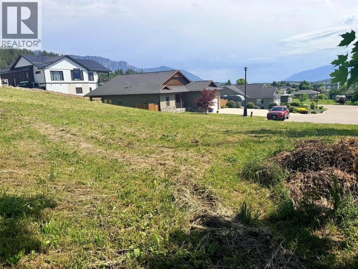 Property Photo:  722 Mountain Springs Crescent  BC V0B 1G5 
