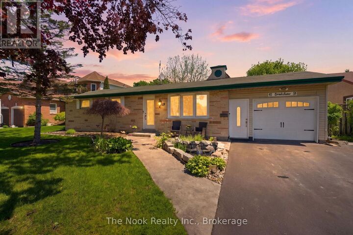 Property Photo:  93 Bradshaw Street  ON L1C 2H4 