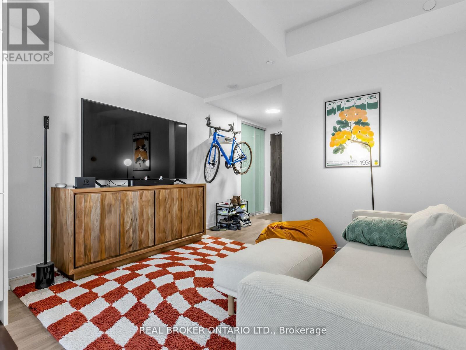 Property Photo:  297 College Street 1503  ON M5T 0C2 