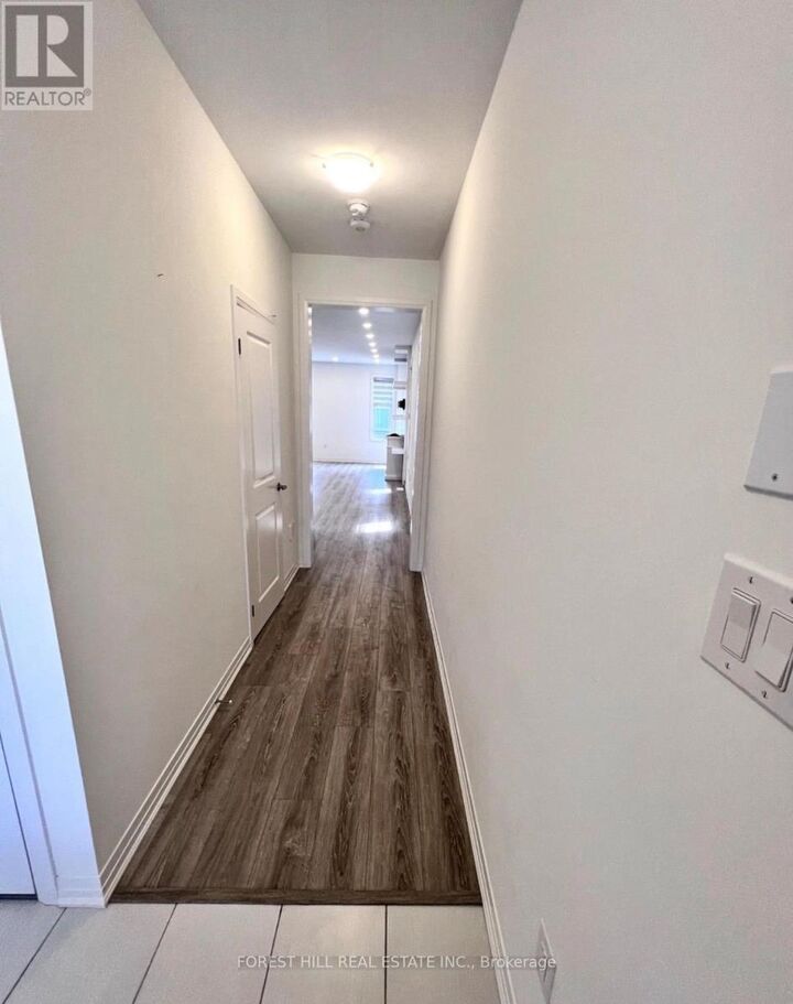 Property Photo:  48 Copperhill Heights  ON L9J 0K6 