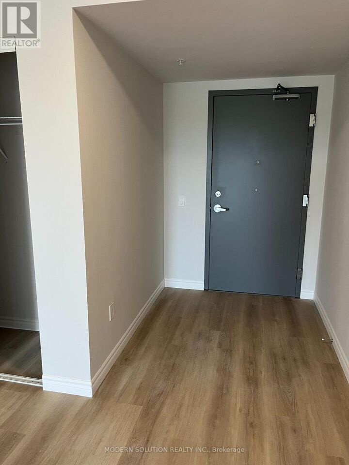 Property Photo:  425 Watson Parkway North 806  ON N1E 7K5 