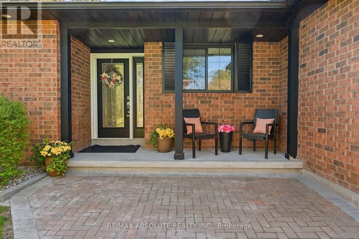 Property Photo: 131 Burns Drive ON K0A 1G0