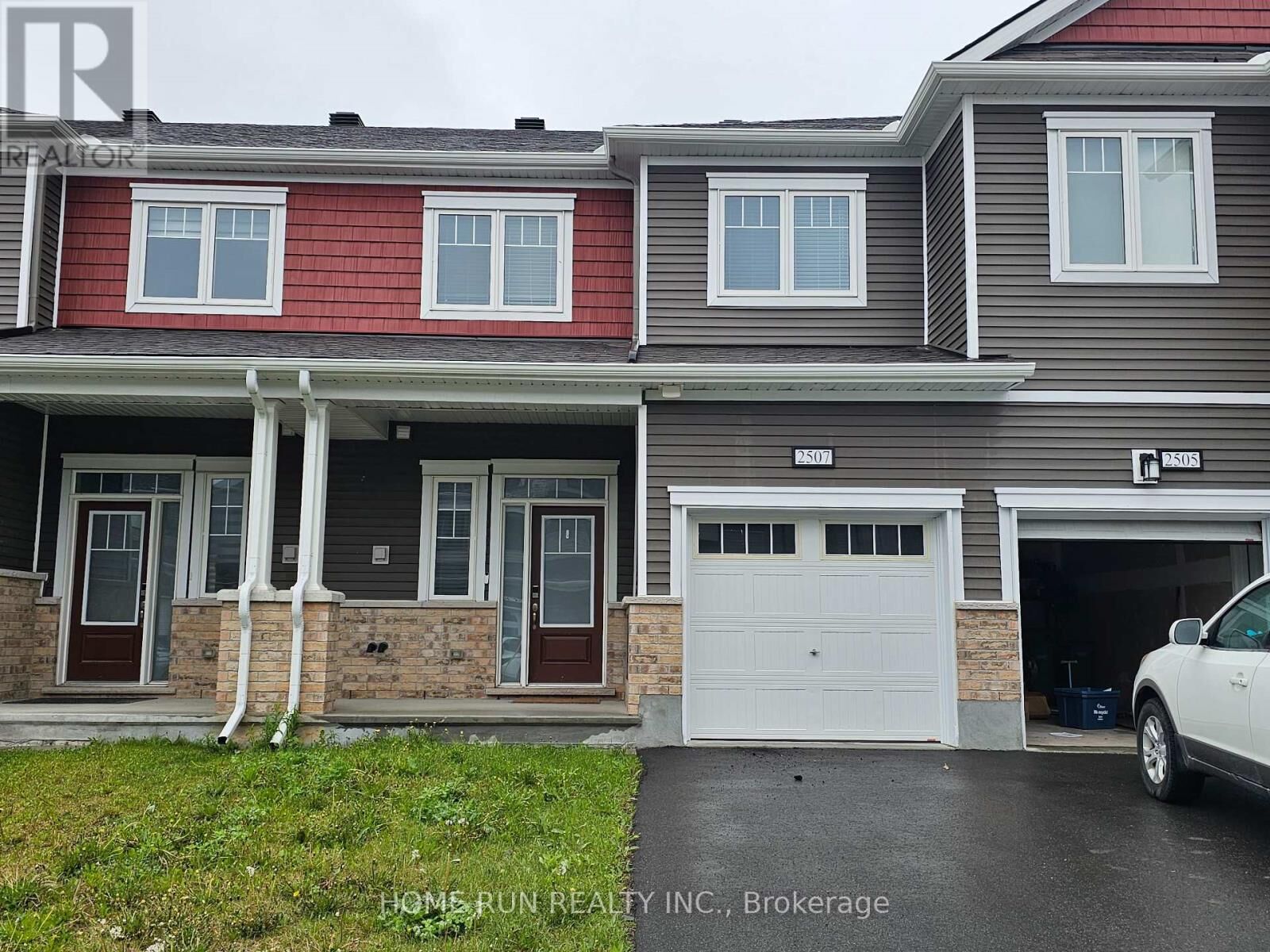 Property Photo: 2507 Watercolours Way ON K2J 7B1