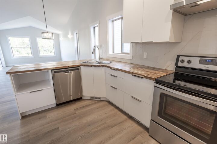 Property Photo:  738 Kananaskis Drive  AB T9G 2G7 