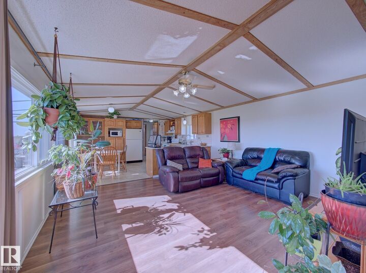 Property Photo:  534034 Rr182  AB T0B 0W0 