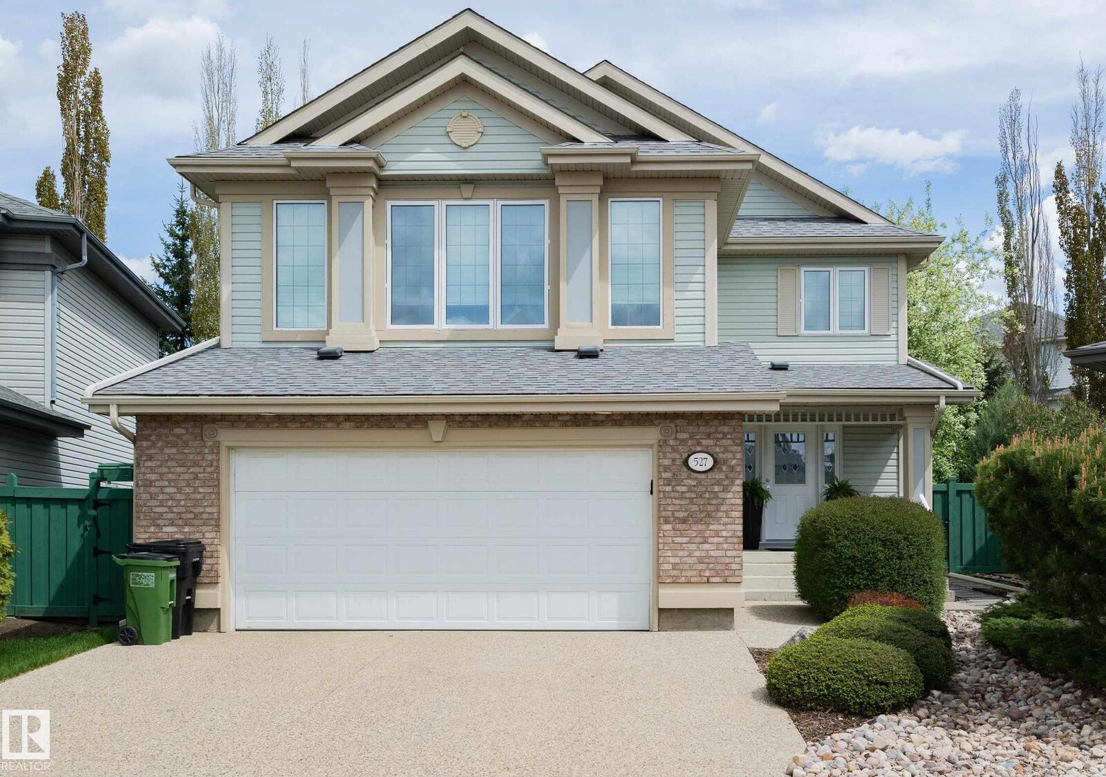 Property Photo: 527 Hunters Green NW AB T6R 3B6