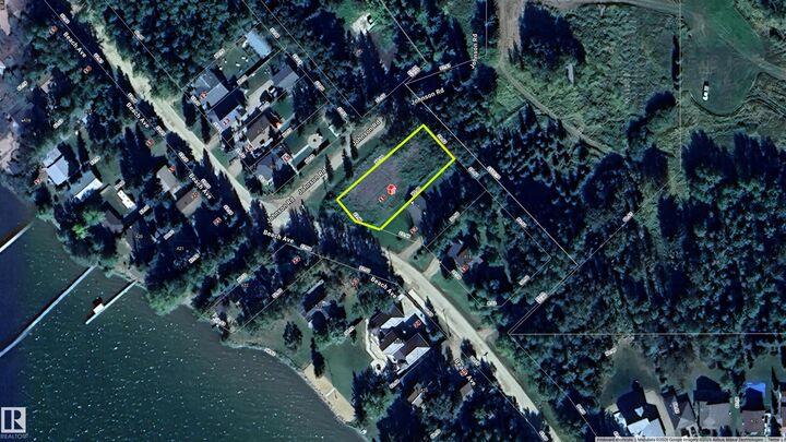 B16 Beach Avenue — photo 1
