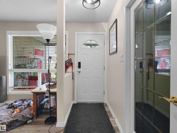 Property Photo:  1102 Saddleback Road NW  AB T6J 4Z4 