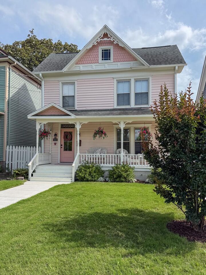 Property Photo: 612 Tazewell Ave VA 23310