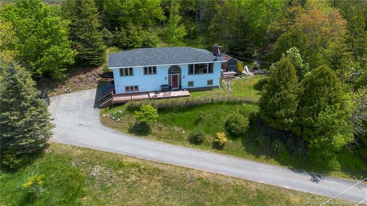 Property Photo: 462 Gondola Point Road NB E2E 1E2