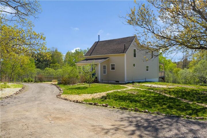 Property Photo: 921 Guthrie Road NB E5T 2G9
