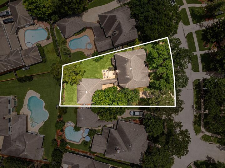 Property Photo:  24726 Lakebriar Drive  TX 77494 