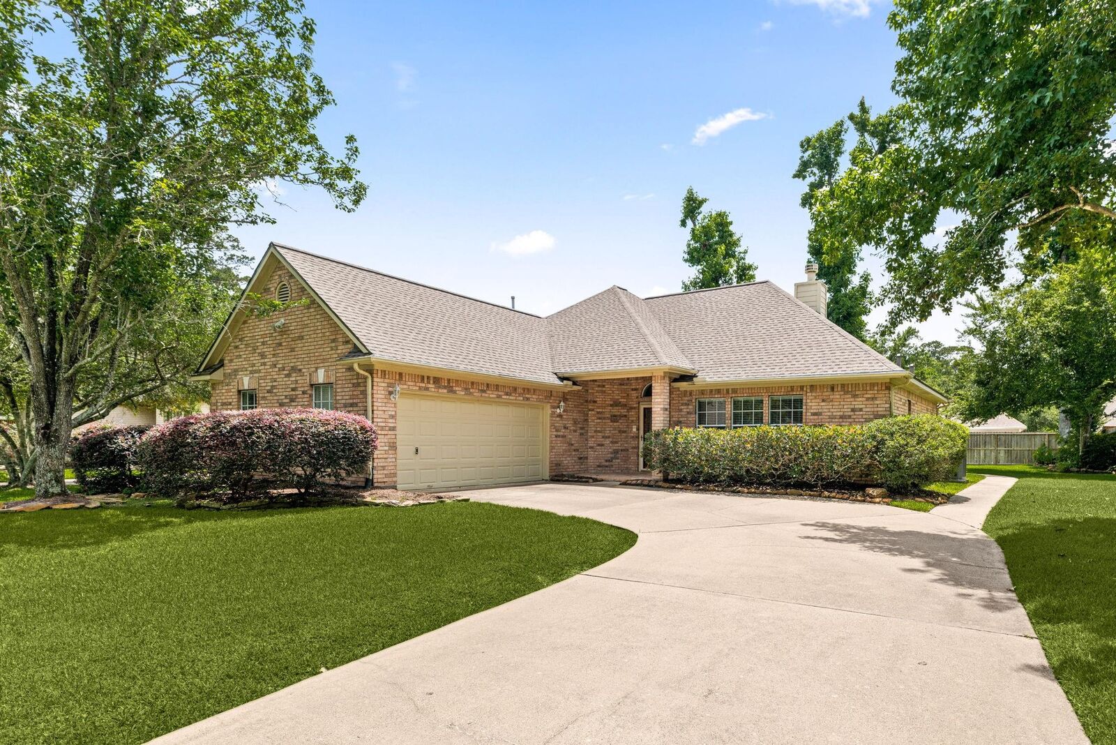 Property Photo:  440 Cumberland Trail  TX 77302 
