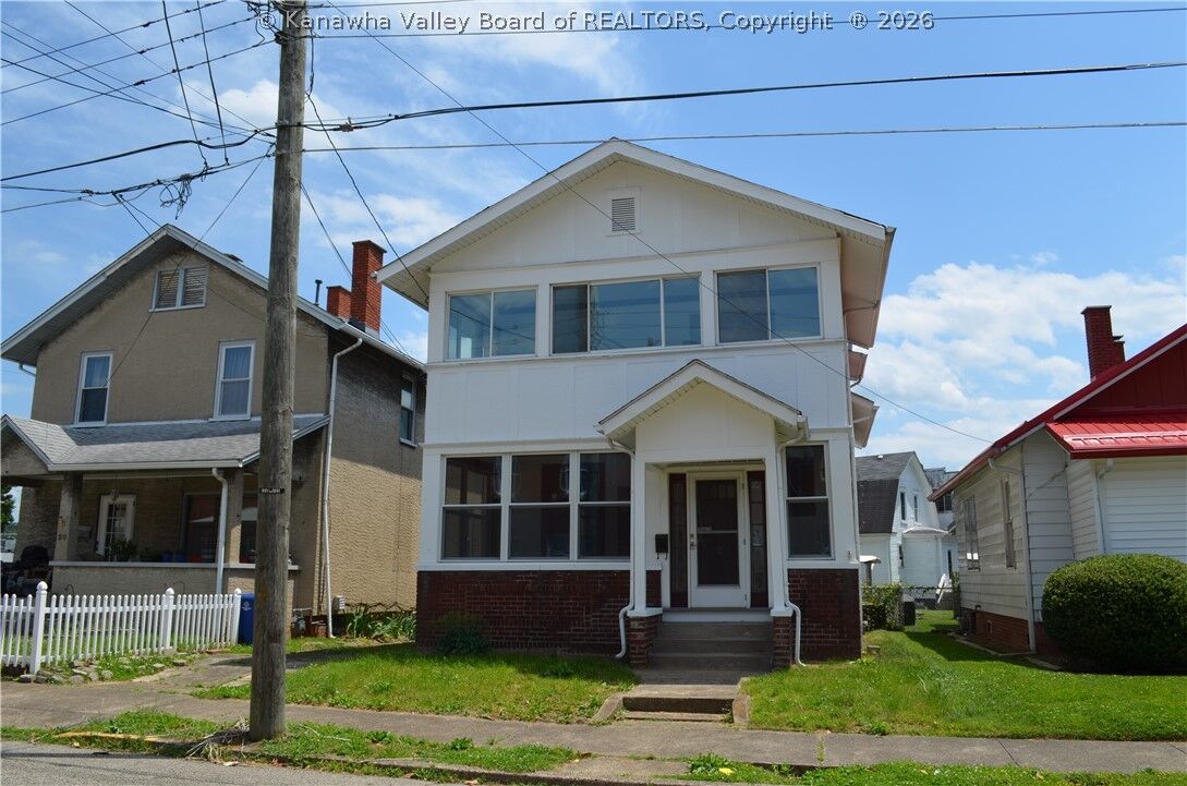 Property Photo:  18 Delaware Avenue  WV 25302 