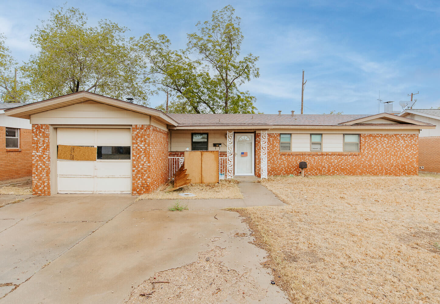 Property Photo:  5540 17th Place  TX 79416 