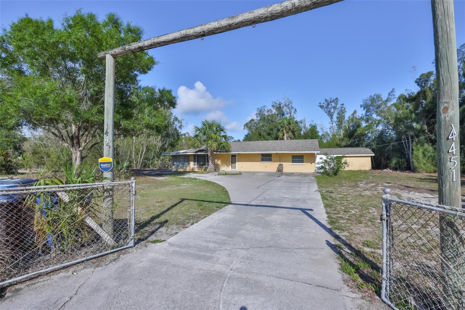 Property Photo:  14451 Highland Road  FL 33598 
