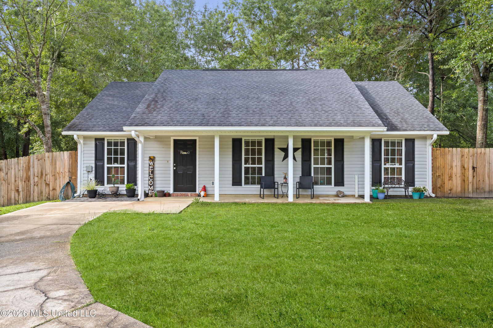 Property Photo: 19633 W Wortham Road MS 39574
