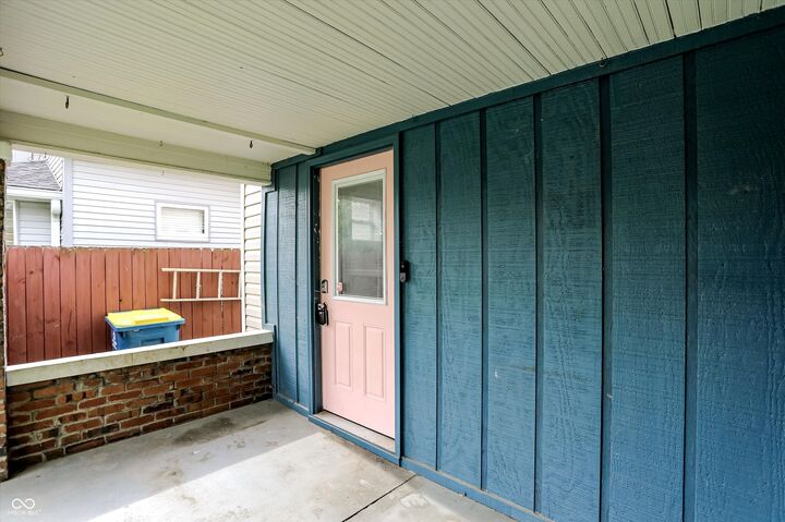 Property Photo:  1541 E Kelly Street  IN 46203 